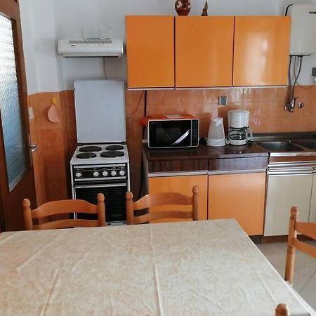 Spacious 2-Room Apartment With Beautiful Sea View ツリクヴェニツァ エクステリア 写真