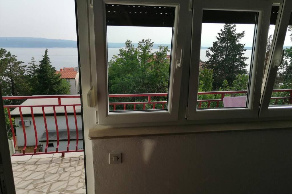 Spacious 2-Room Apartment With Beautiful Sea View ツリクヴェニツァ エクステリア 写真
